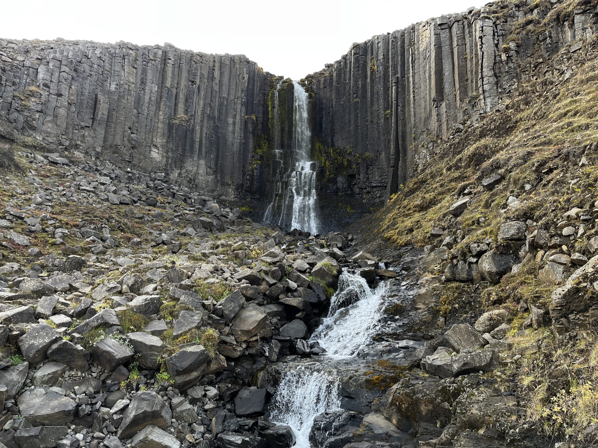 Stuðlagil Canyon | IJsland